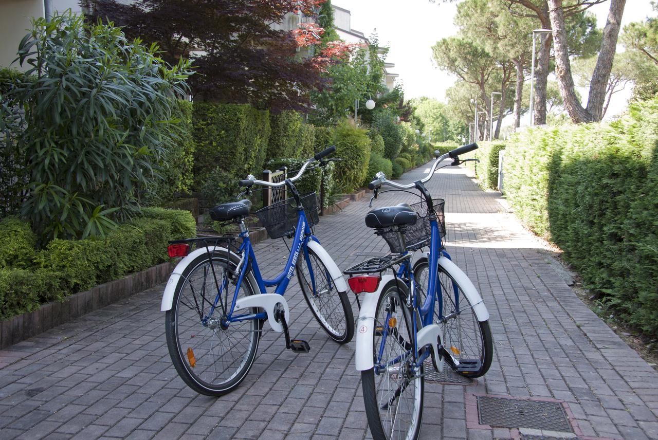 Lauri & Faggi Aparthotel Desenzano del Garda Exterior photo
